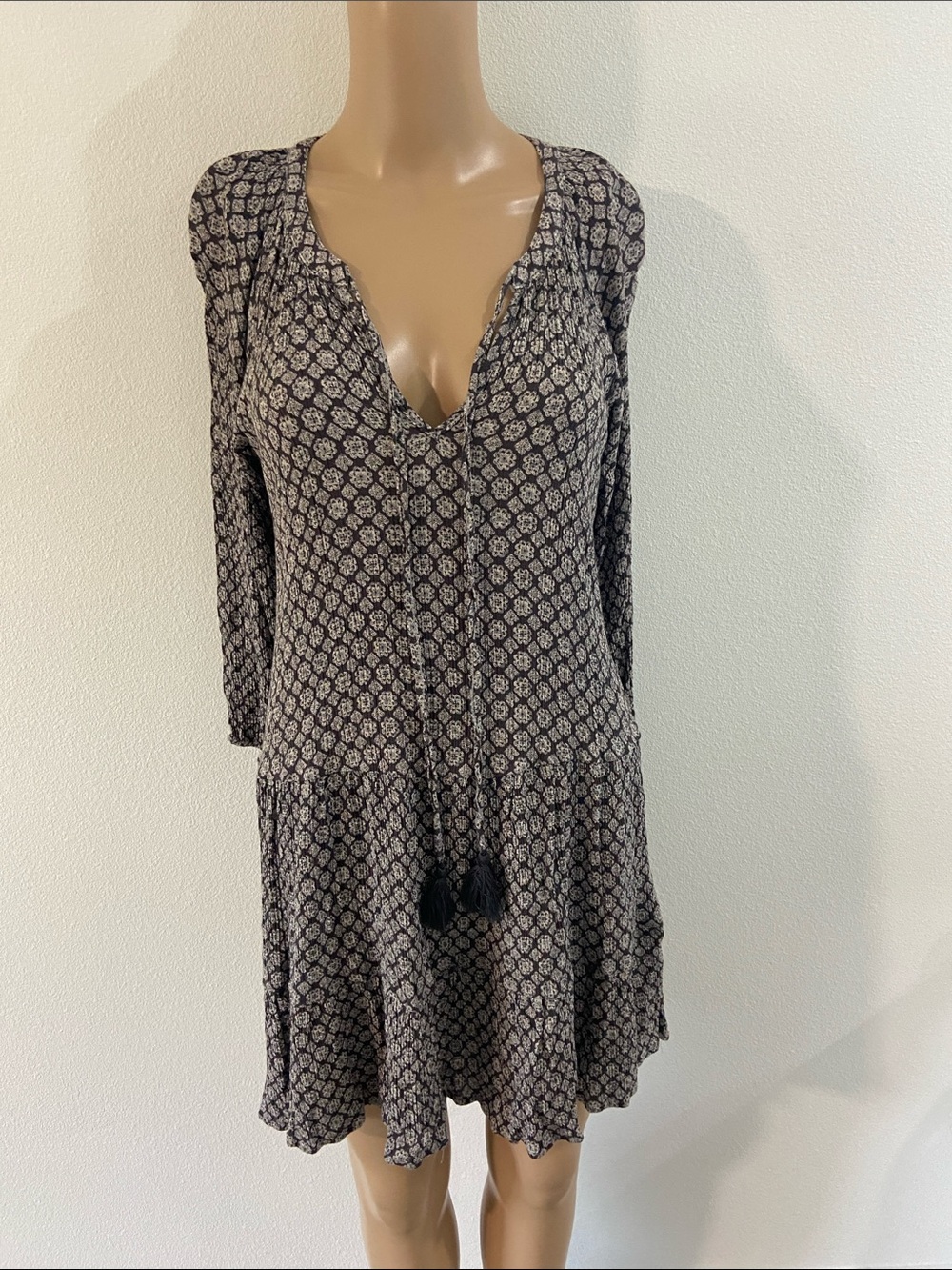Beceel Brown Printed Long-Sleeve V-Neck Tassel Dress Sz S